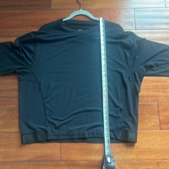 Nike Size Large Dri-Fit Black Pullover Sweatshirt Black - Picture 9 of 10